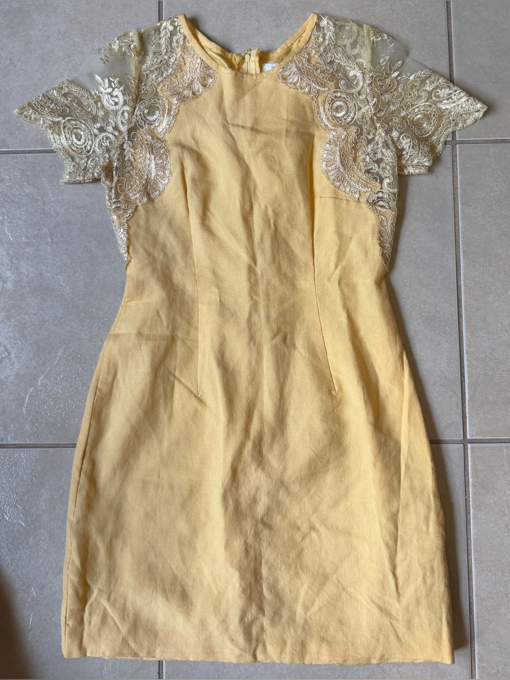 Rare Vtg Confections Mercedes Yellow Sheath Dress Lace Embroidered Shoulder S